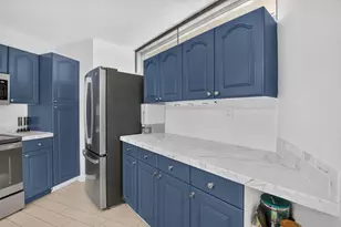 22976 Oxford Pl, Boca Raton, FL 33433 - Photo 3