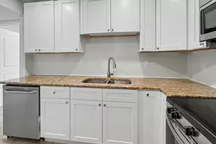 2202 NE 36th St, Lighthouse Point, FL 33064 - Photo 7