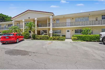 2202 NE 36th Street #17, Lighthouse Point, FL 33064 - Photo 1