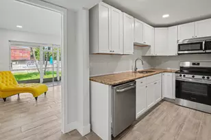2202 NE 36th St, Lighthouse Point, FL 33064 - Photo 9