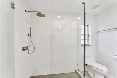 9180 Pine Springs Drive, Boca Raton, FL 33428 - Photo 17