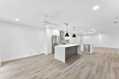 9180 Pine Springs Drive, Boca Raton, FL 33428 - Photo 9