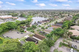 9180 Pine Springs Dr, Boca Raton, FL 33428 - Photo 25