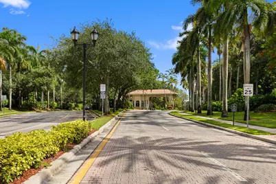 1753 NW 74th Way, Pembroke Pines, FL 33024 - Photo 15