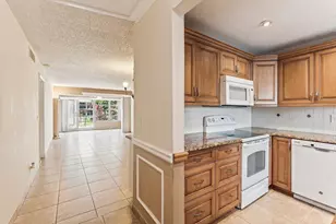 1051 Orange Terrace, Delray Beach, FL 33445 - Photo 19