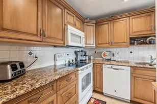 1051 Orange Terrace, Delray Beach, FL 33445 - Photo 9