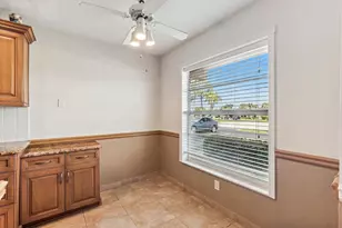 1051 Orange Terrace, Delray Beach, FL 33445 - Photo 17