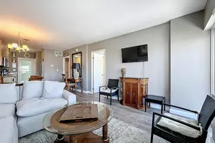 3250 NE 28th St, Fort Lauderdale, FL 33308 - Photo 9