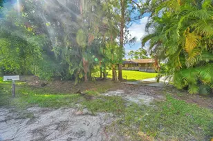 17605 92nd Ln N, The Acreage, FL 33470 - Photo 9
