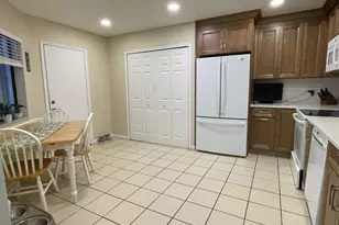 124 Sandy Ln, Royal Palm Beach, FL 33411 - Photo 3