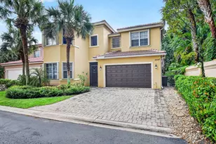 10247 Isle Wynd Ct, Boynton Beach, FL 33437 - Photo 3