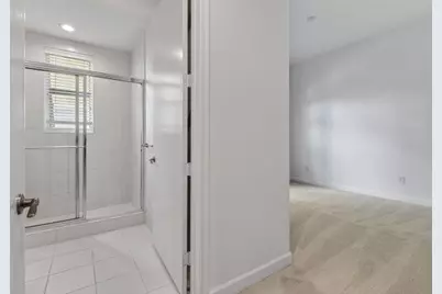 2650 Lake Shore Drive #106, Riviera Beach, FL 33404 - Photo 27