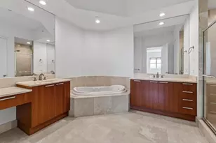 2650 Lake Shore Dr, Riviera Beach, FL 33404 - Photo 21