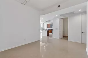 2650 Lake Shore Dr, Riviera Beach, FL 33404 - Photo 7