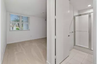 2650 Lake Shore Drive #106, Riviera Beach, FL 33404 - Photo 31