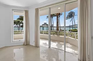 2650 Lake Shore Dr, Riviera Beach, FL 33404 - Photo 13