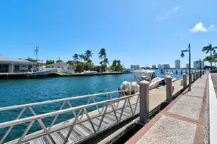 2650 Lake Shore Dr, Riviera Beach, FL 33404 - Photo 45