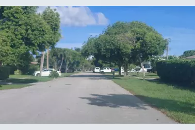 200 N Ware Drive, West Palm Beach, FL 33409 - Photo 3