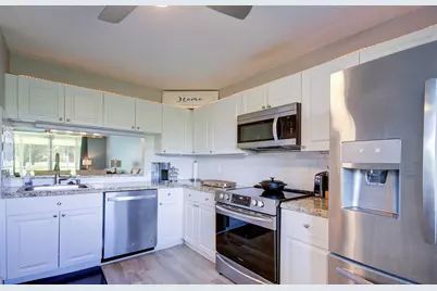 6698 10th Avenue N #109, Lake Worth, FL 33467 - Photo 3