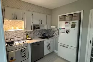 410 SW 7th St, Fort Lauderdale, FL 33315 - Photo 9