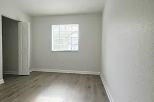 4154 Napoli Lake Dr, Riviera Beach, FL 33410 - Photo 11