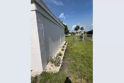 1812 SE Elkhart Terrace, Port Saint Lucie, FL 34952 - Photo 31