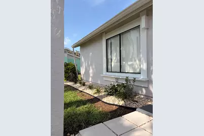 1812 SE Elkhart Terrace, Port Saint Lucie, FL 34952 - Photo 5