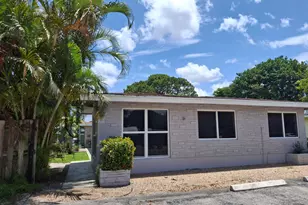 1624 NE 25th St, Wilton Manors, FL 33305 - Photo 1