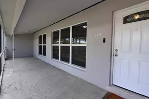 1624 NE 25th St, Wilton Manors, FL 33305 - Photo 17