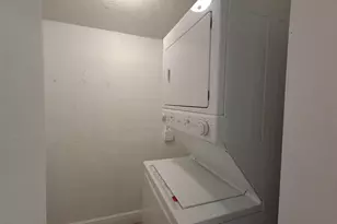 1624 NE 25th St, Wilton Manors, FL 33305 - Photo 15