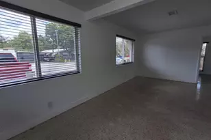 1624 NE 25th St, Wilton Manors, FL 33305 - Photo 9