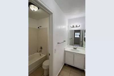 2442 NW 52nd Avenue, Lauderhill, FL 33313 - Photo 11