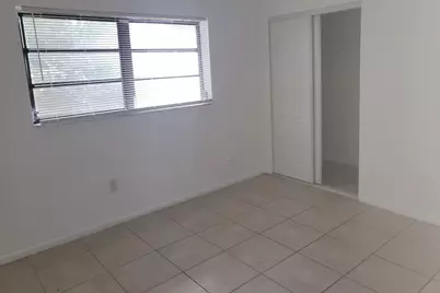 2442 NW 52nd Avenue, Lauderhill, FL 33313 - Photo 13