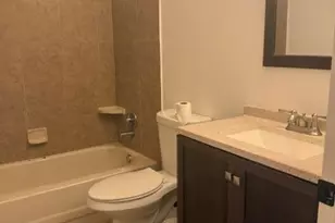 15763 Woodgate Ct, Sunrise, FL 33326 - Photo 7