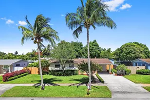 313 Poe Dr, Palm Springs, FL 33461 - Photo 29
