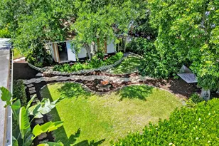 313 Poe Dr, Palm Springs, FL 33461 - Photo 35