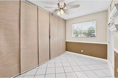 313 Poe Drive, Palm Springs, FL 33461 - Photo 15