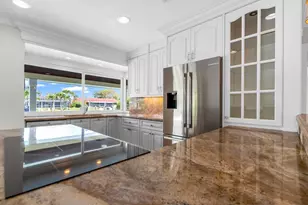 925 SE 10th St, Pompano Beach, FL 33060 - Photo 23