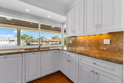 925 SE 10th Street, Pompano Beach, FL 33060 - Photo 21