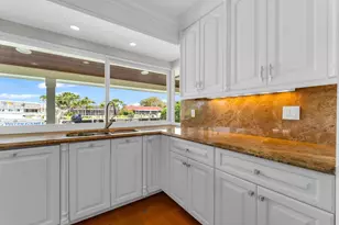925 SE 10th St, Pompano Beach, FL 33060 - Photo 21