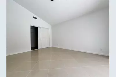 2990 NW 68th Avenue, Margate, FL 33063 - Photo 33