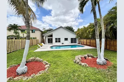 2990 NW 68th Avenue, Margate, FL 33063 - Photo 41