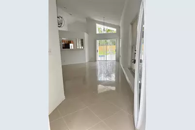 2990 NW 68th Avenue, Margate, FL 33063 - Photo 7