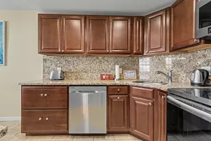 2455 NE 51st St, Fort Lauderdale, FL 33308 - Photo 29