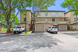 2060 Greenview Shores Blvd, Wellington, FL 33414 - Photo 1