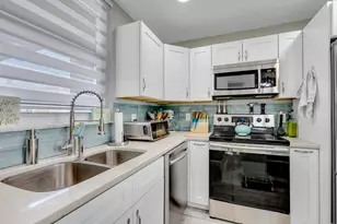 3100 NE 49th St, Fort Lauderdale, FL 33308 - Photo 9