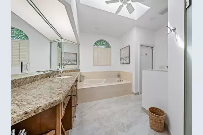 114 Waters Edge Drive, Jupiter, FL 33477 - Photo 17