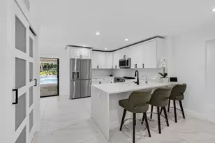 6188 Celadon Cir, Palm Beach Gardens, FL 33418 - Photo 9