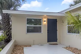 371 W 34th St, Riviera Beach, FL 33404 - Photo 3