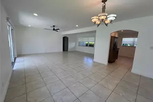 1597 SE 5th St, Deerfield Beach, FL 33441 - Photo 11